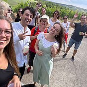 Foto der Gruppe bei der Weinwanderung