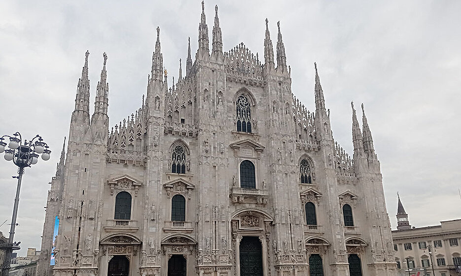 Vorderansicht Dom zu Mailand